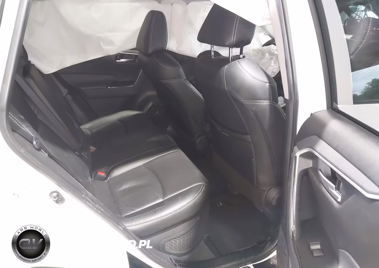 2025 Toyota Rav4 Hybrid Xle VIN:4T3RWRFV0SU173769 - 8