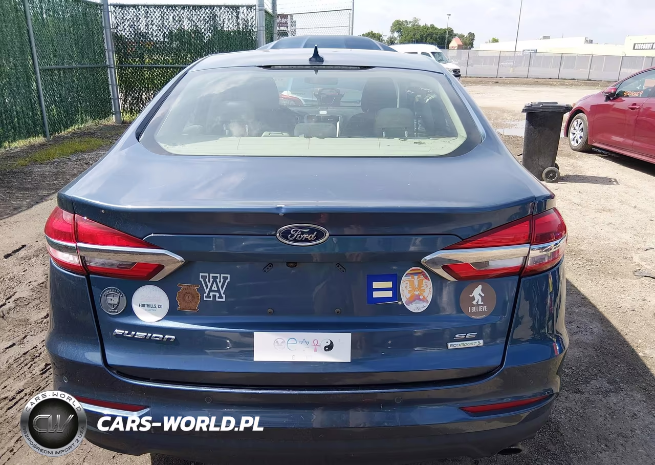 2019 Ford Fusion Se VIN:3FA6P0HD3KR114323 - 16