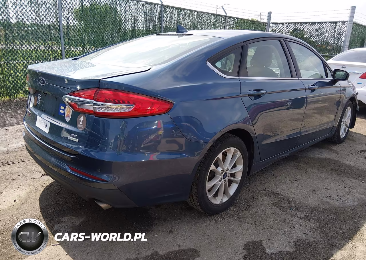 2019 Ford Fusion Se VIN:3FA6P0HD3KR114323 - 4