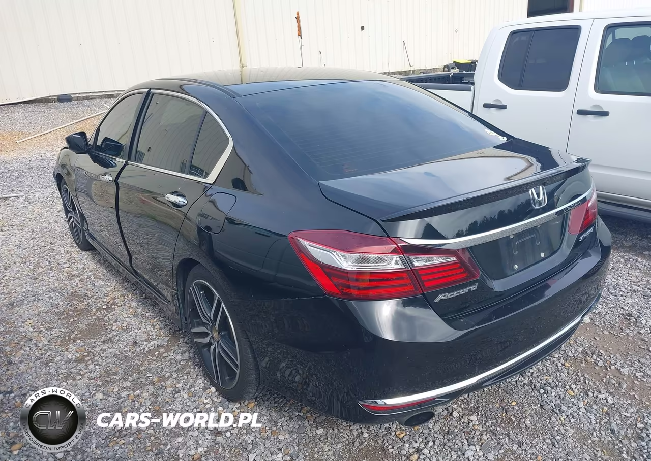 2017 Honda Accord Sport VIN:1HGCR2F56HA252697 - 3
