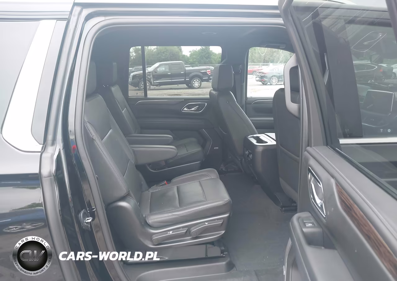 2023 Chevrolet Suburban 4Wd Lt VIN:1GNSKCKD3PR310452 - 8
