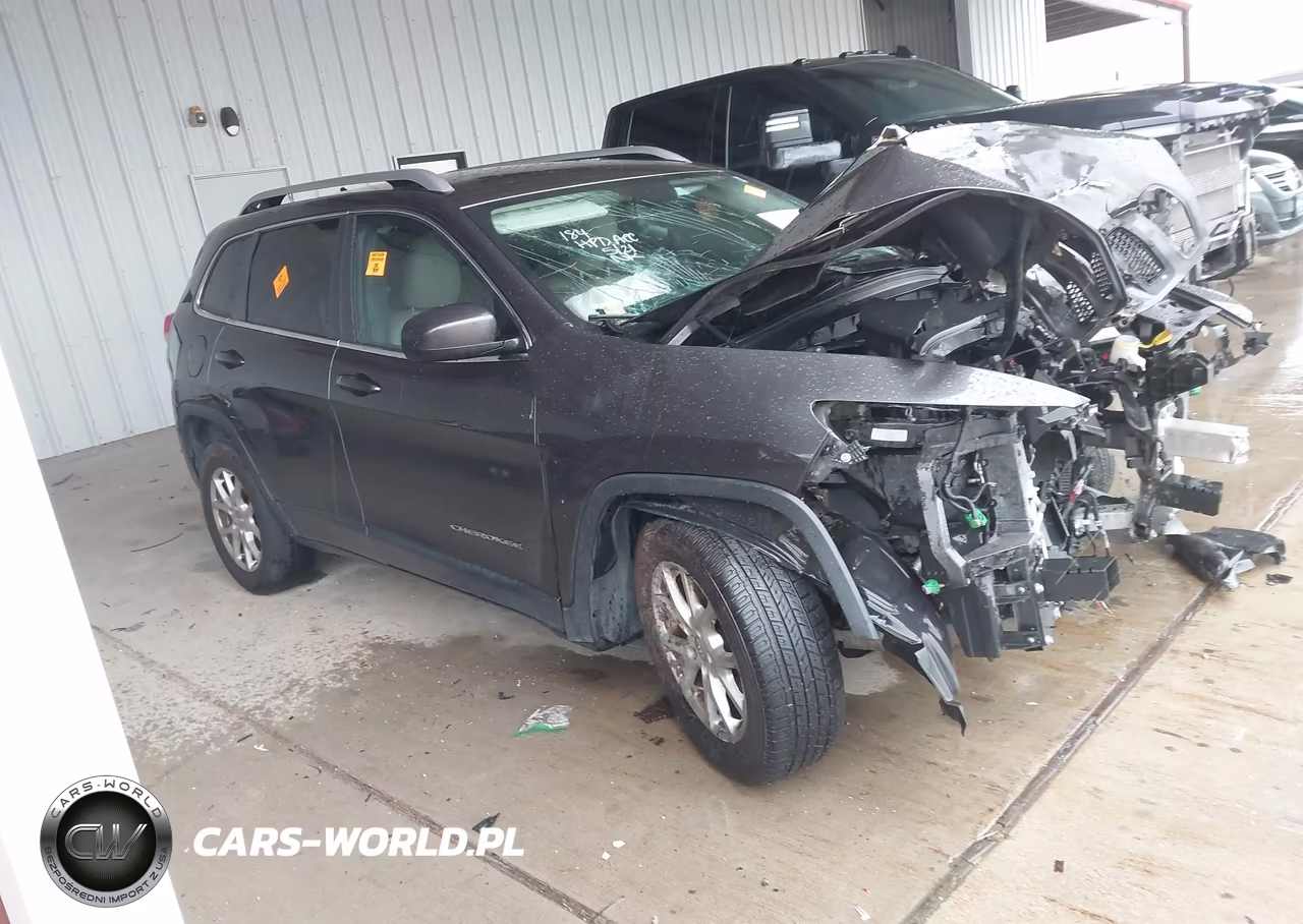 2015 Jeep Cherokee Latitude – zdjęcie 1 z 16