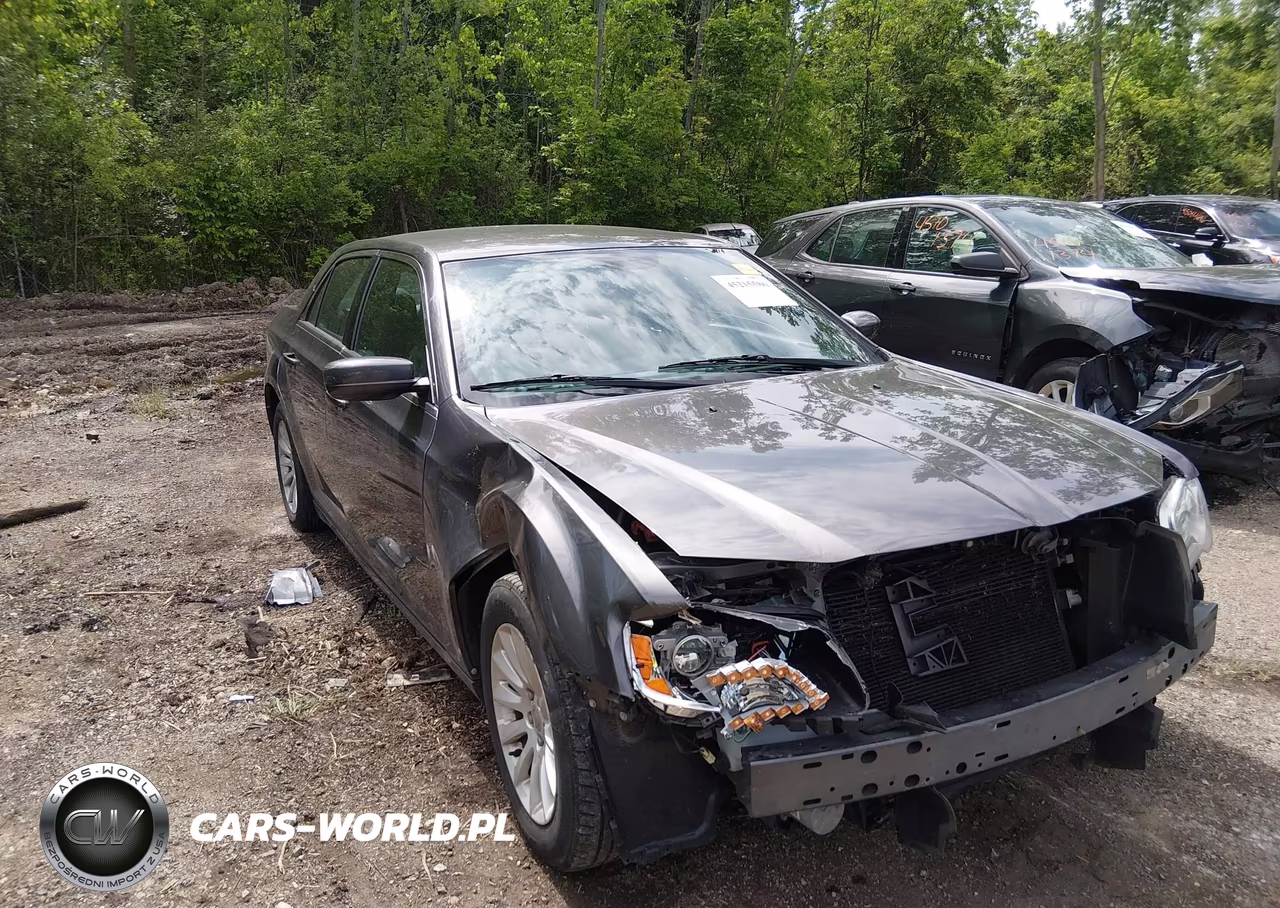 2014 Chrysler 300 – zdjęcie 1 z 17