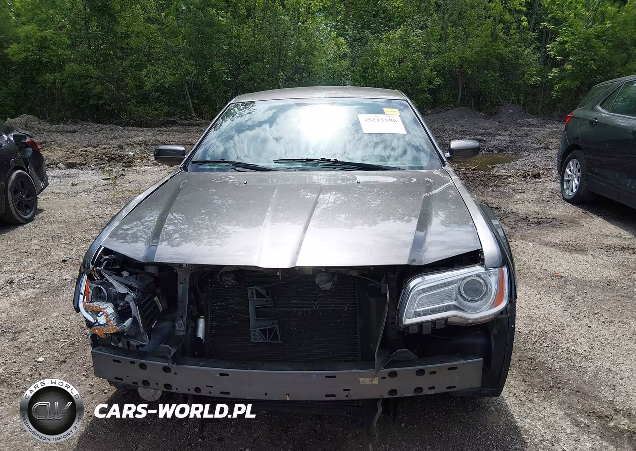2014 Chrysler 300 VIN:2C3CCAAG3EH355077 - 13