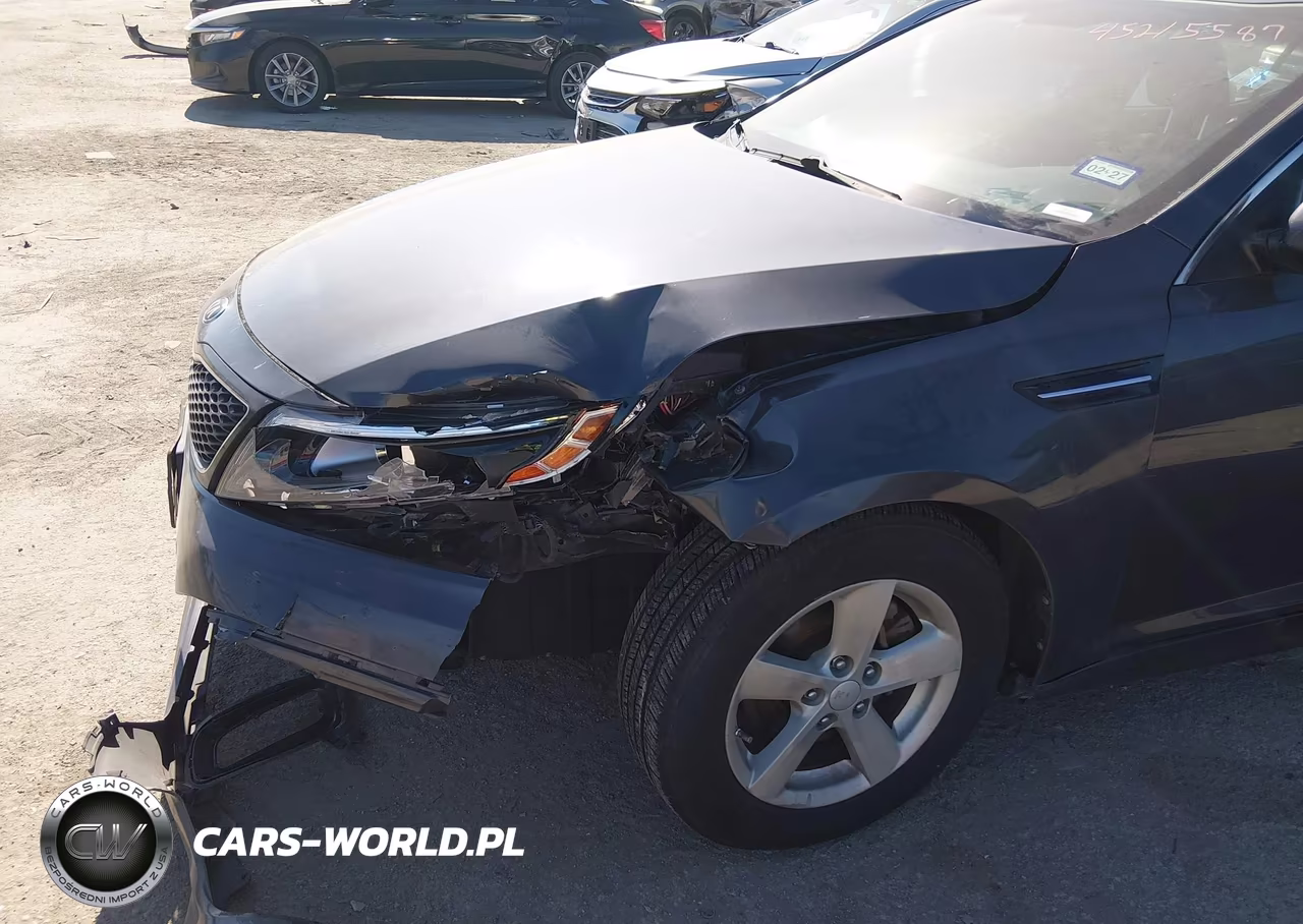 2015 Kia Optima Lx VIN:KNAGM4A79F5633093 - 4