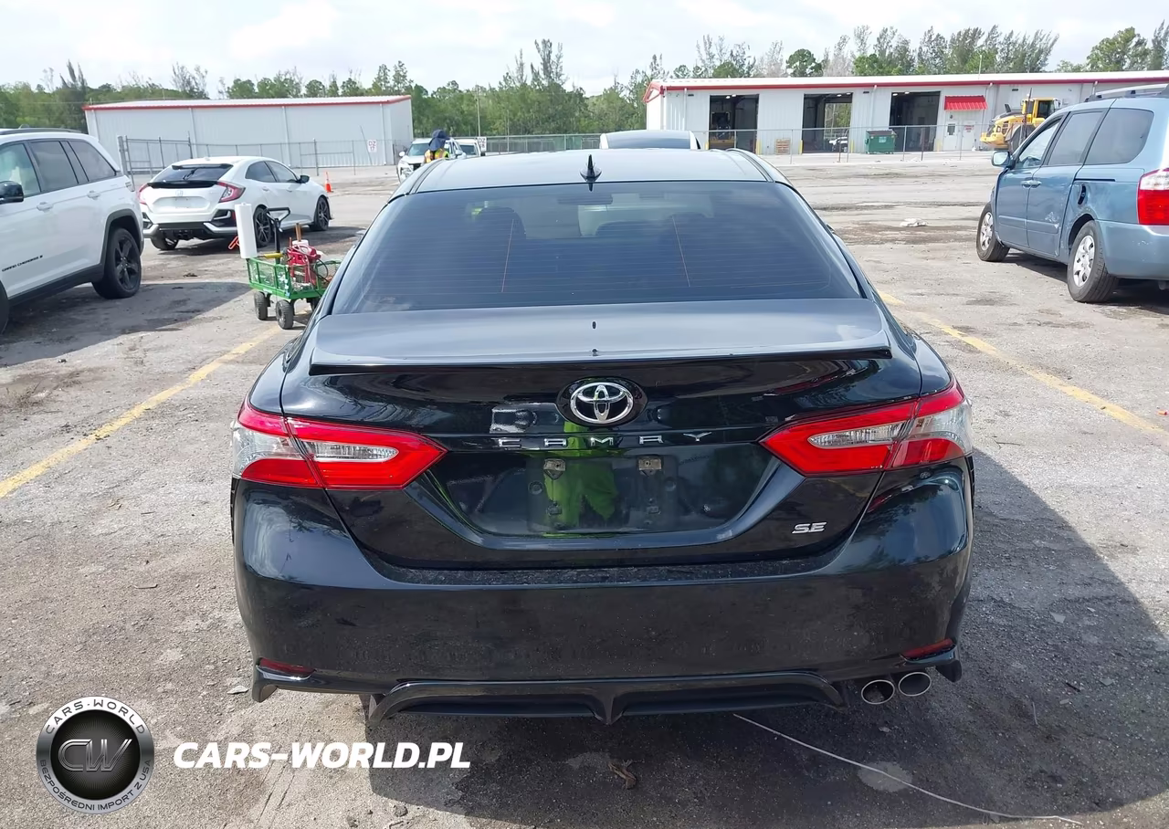 2019 Toyota Camry Se VIN:4T1B11HK6KU742055 - 16