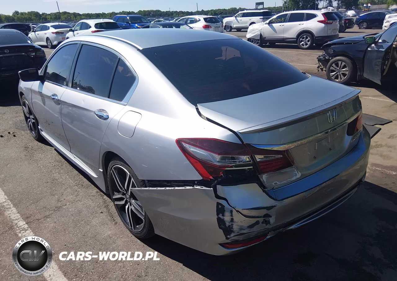 2017 Honda Accord Sport Se VIN:1HGCR2F11HA058947 - 3