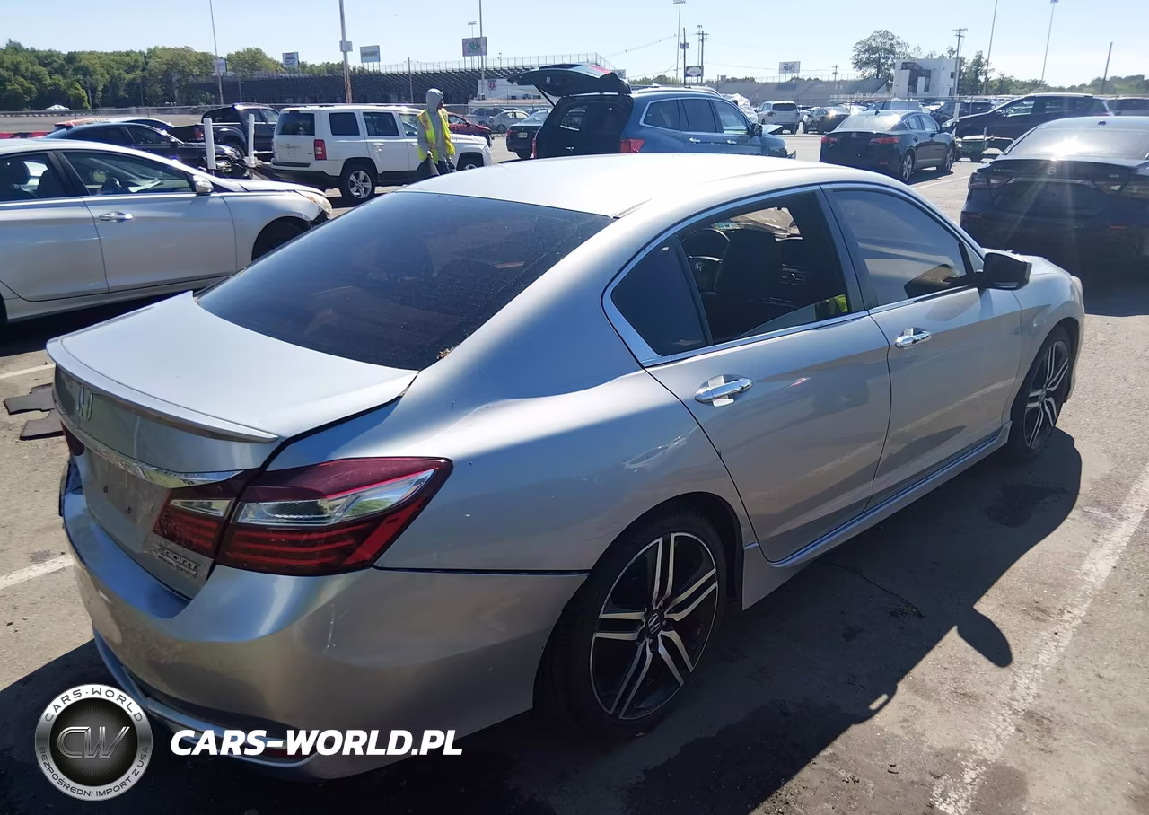 2017 Honda Accord Sport Se VIN:1HGCR2F11HA058947 - 4