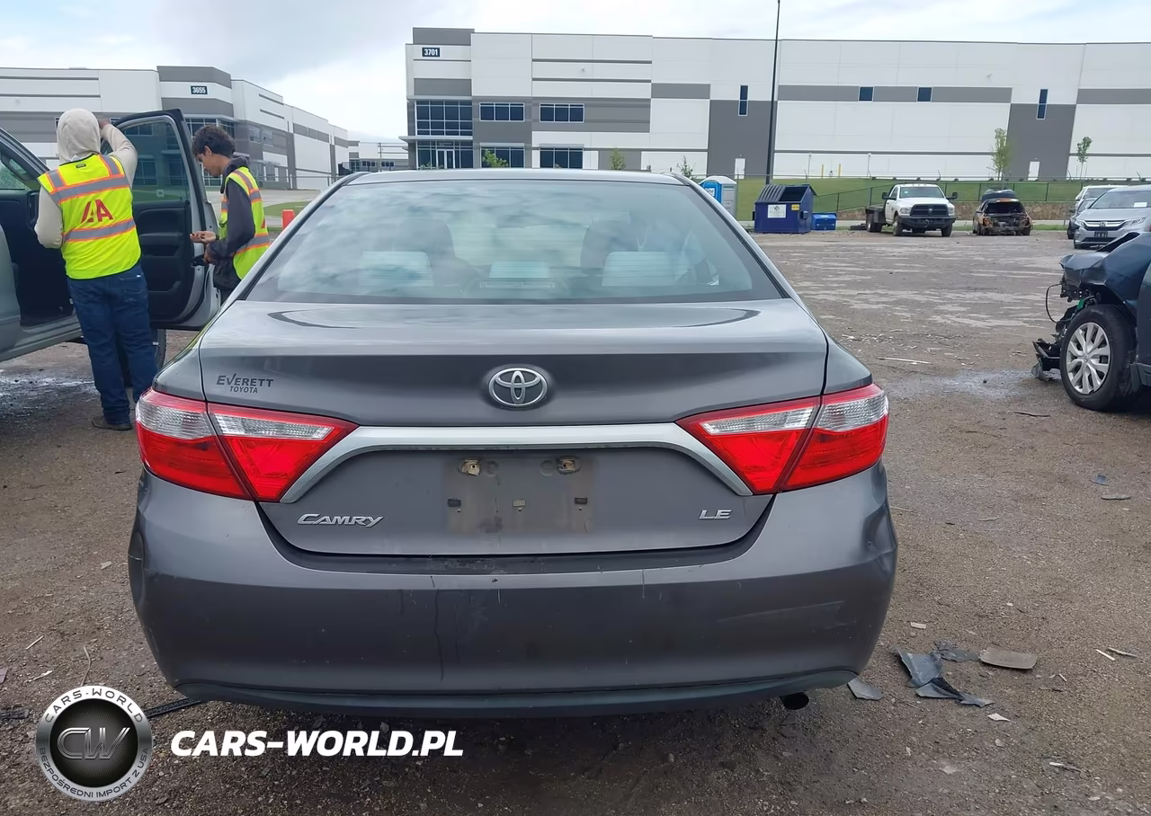 2016 Toyota Camry Le VIN:4T4BF1FK5GR524092 - 16