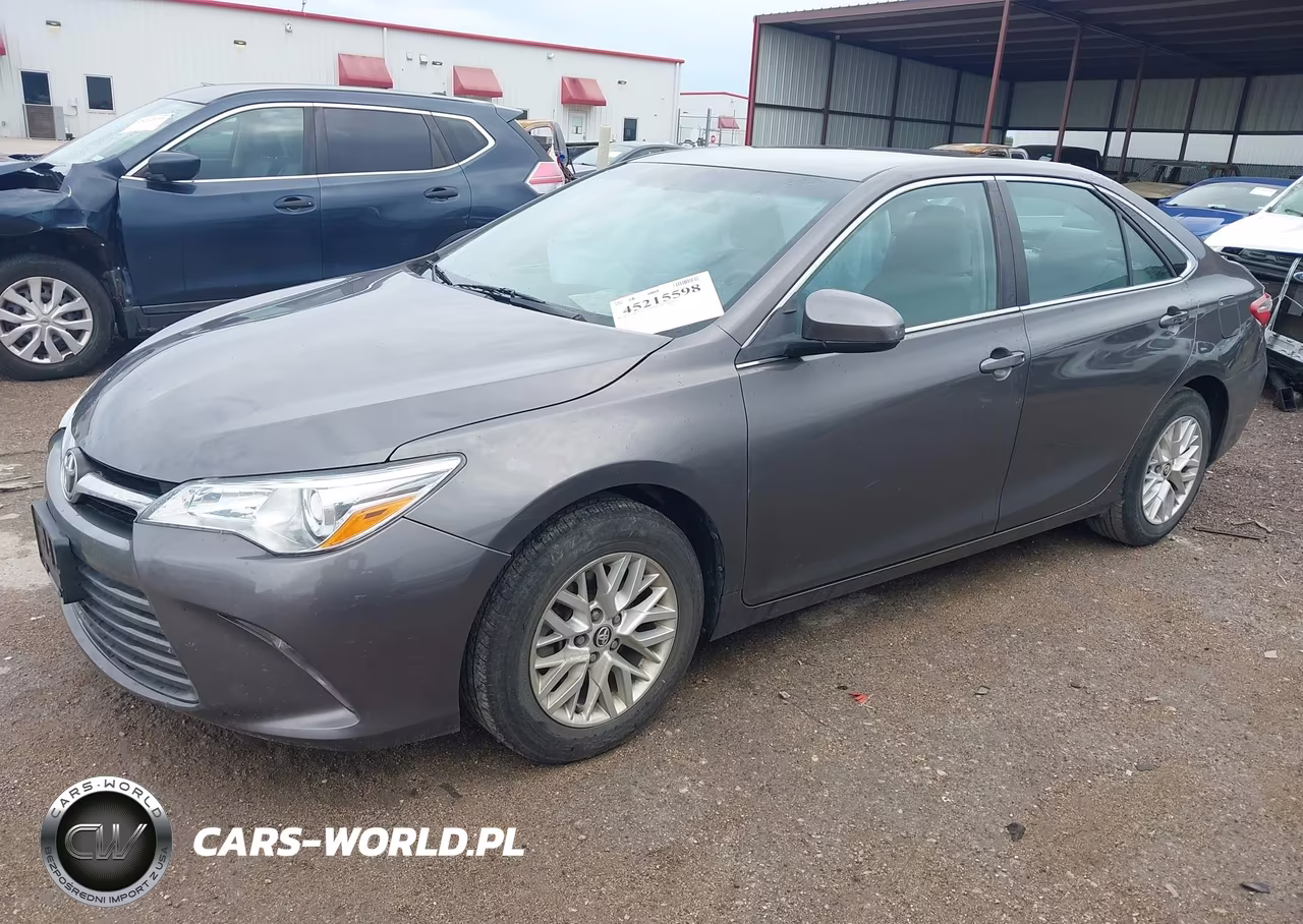 2016 Toyota Camry Le VIN:4T4BF1FK5GR524092 - 2