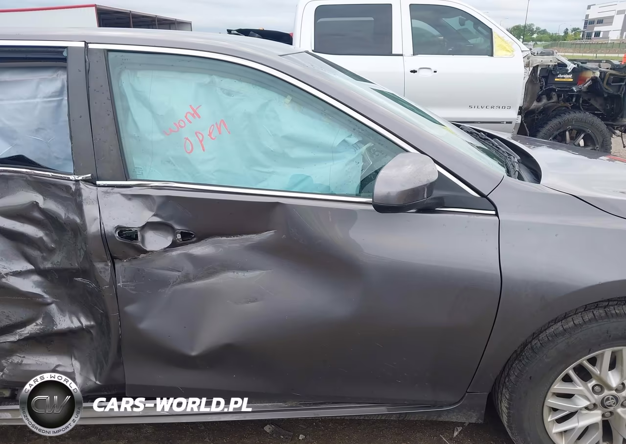 2016 Toyota Camry Le VIN:4T4BF1FK5GR524092 - 5