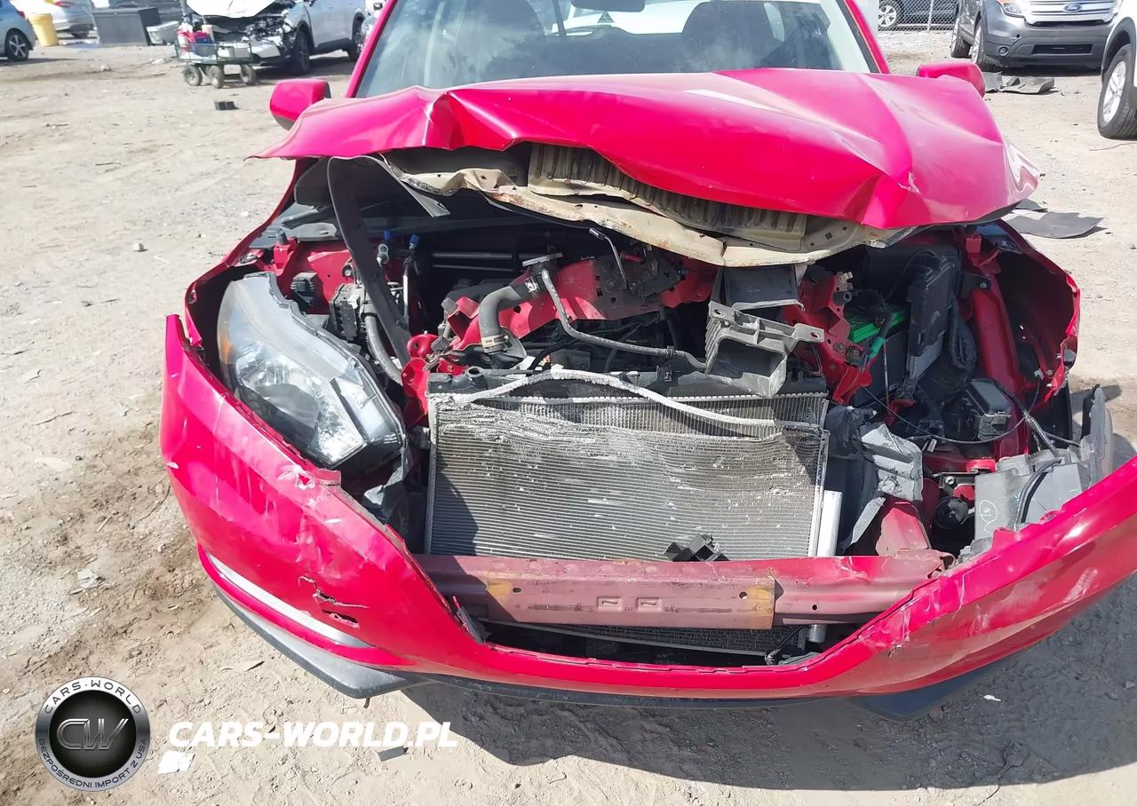 2017 Honda Hr-V Lx VIN:3CZRU6H32HM709898 - 6