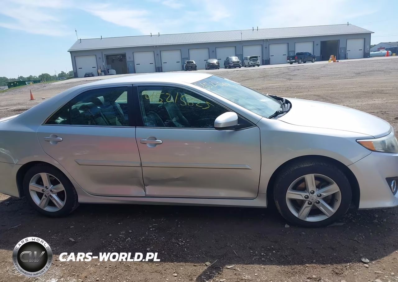 2014 Toyota Camry Se VIN:4T1BF1FK1EU455229 - 12