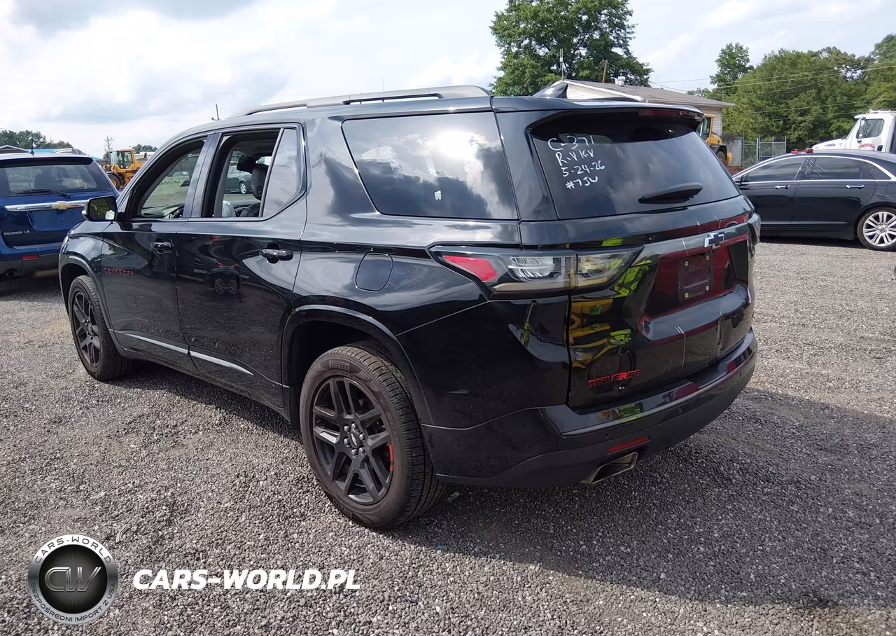 2018 Chevrolet Traverse Premier VIN:1GNEVJKW5JJ175524 - 3