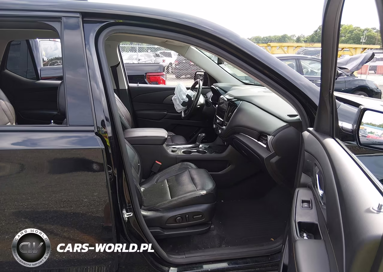 2018 Chevrolet Traverse Premier VIN:1GNEVJKW5JJ175524 - 5