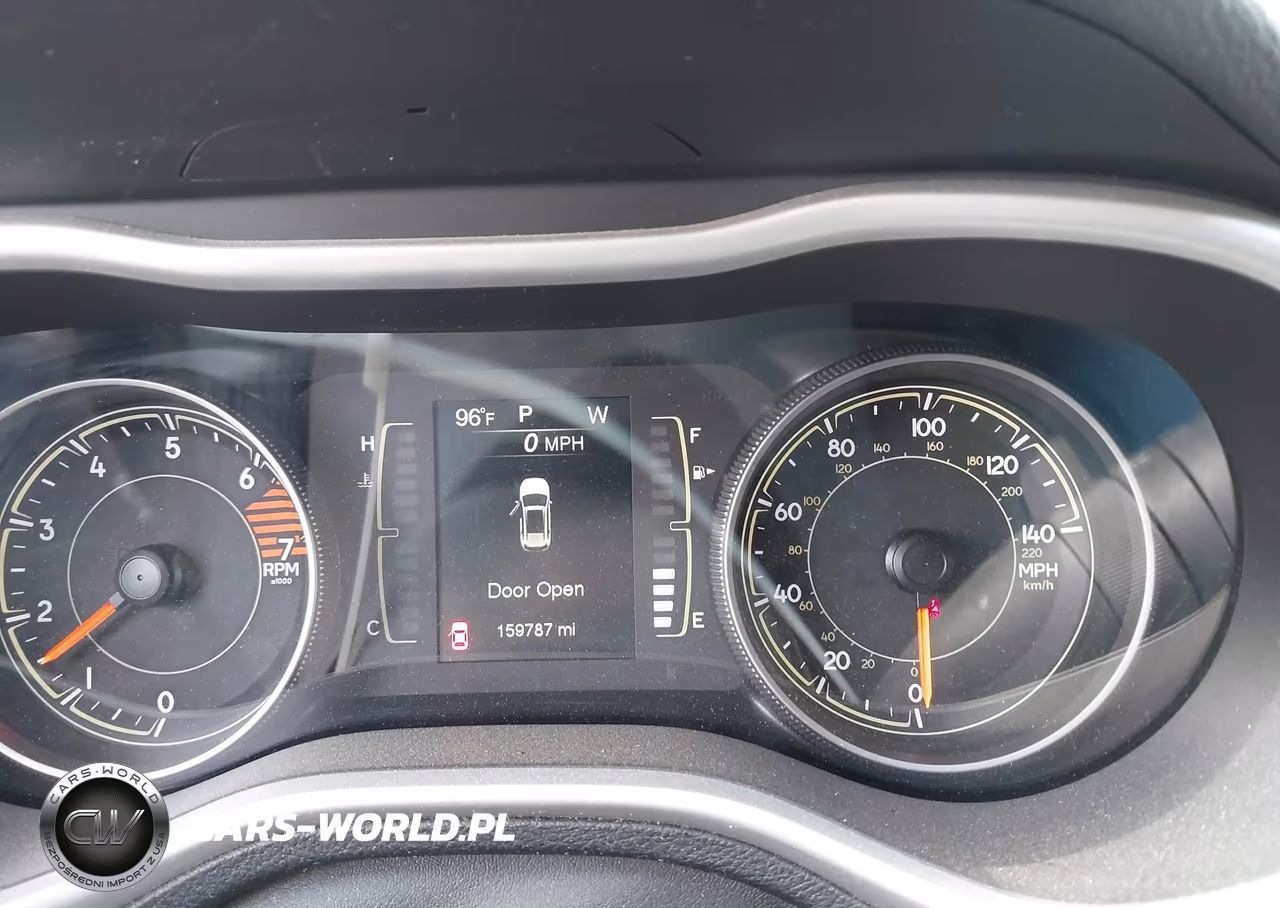 2018 Jeep Cherokee Latitude Plus Fwd VIN:1C4PJLLB4JD621682 - 7