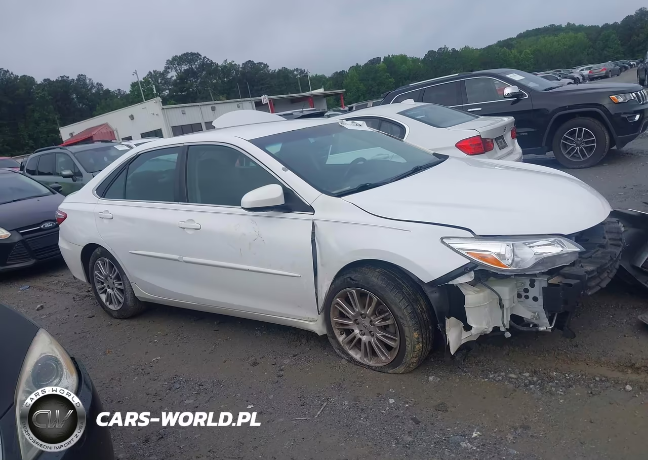 2015 Toyota Camry Se VIN:4T1BF1FK8FU498225 - 13
