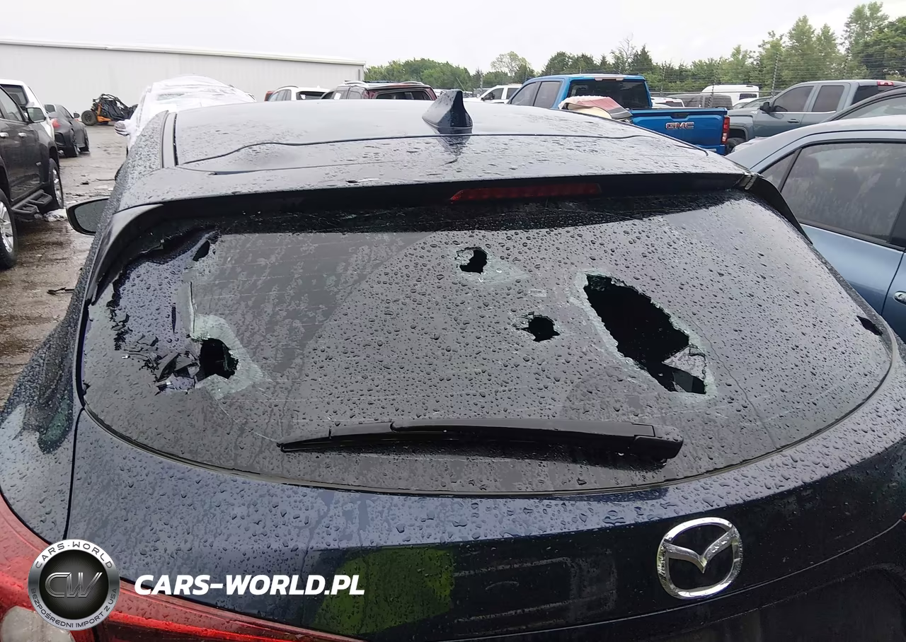 2018 Mazda Mazda3 Touring VIN:3MZBN1L30JM194336 - 6
