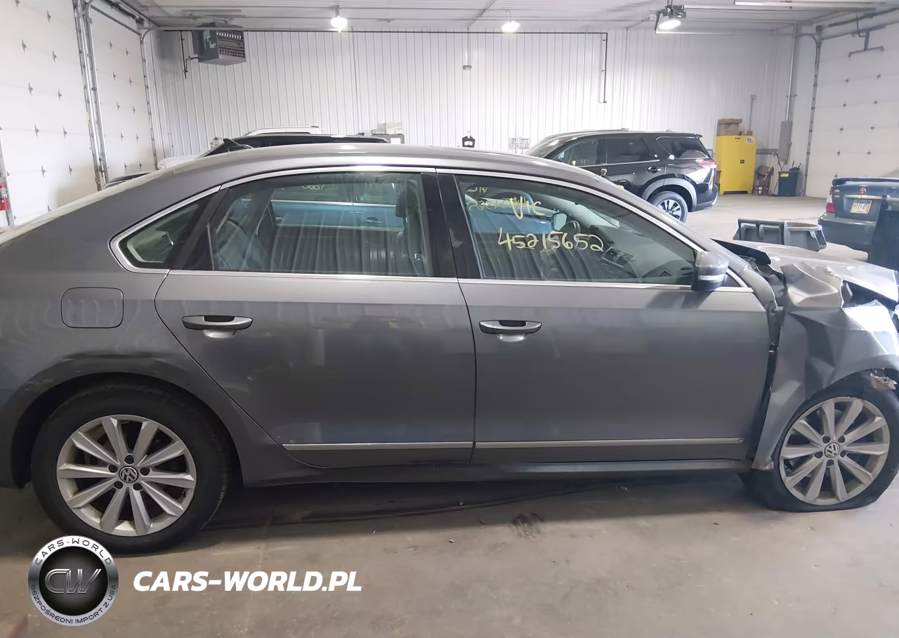 2013 Volkswagen Passat 2.5L Sel Premium VIN:1VWCH7A32DC082256 - 14