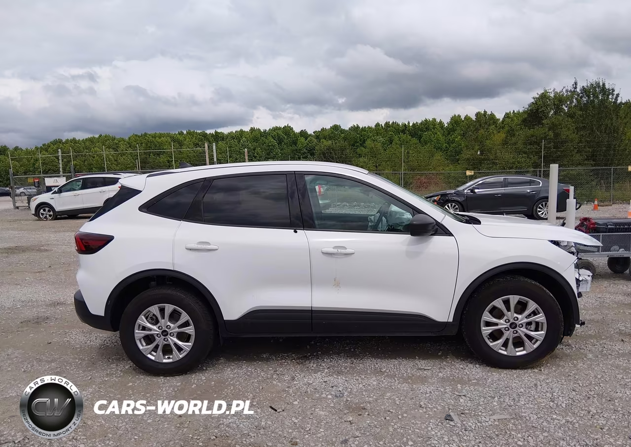 2025 Ford Escape Active VIN:1FMCU9GN6SUA43109 - 13
