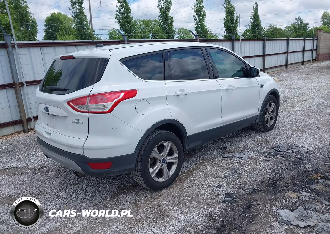 2015 Ford Escape Se VIN:1FMCU0GX6FUB82899 - 4
