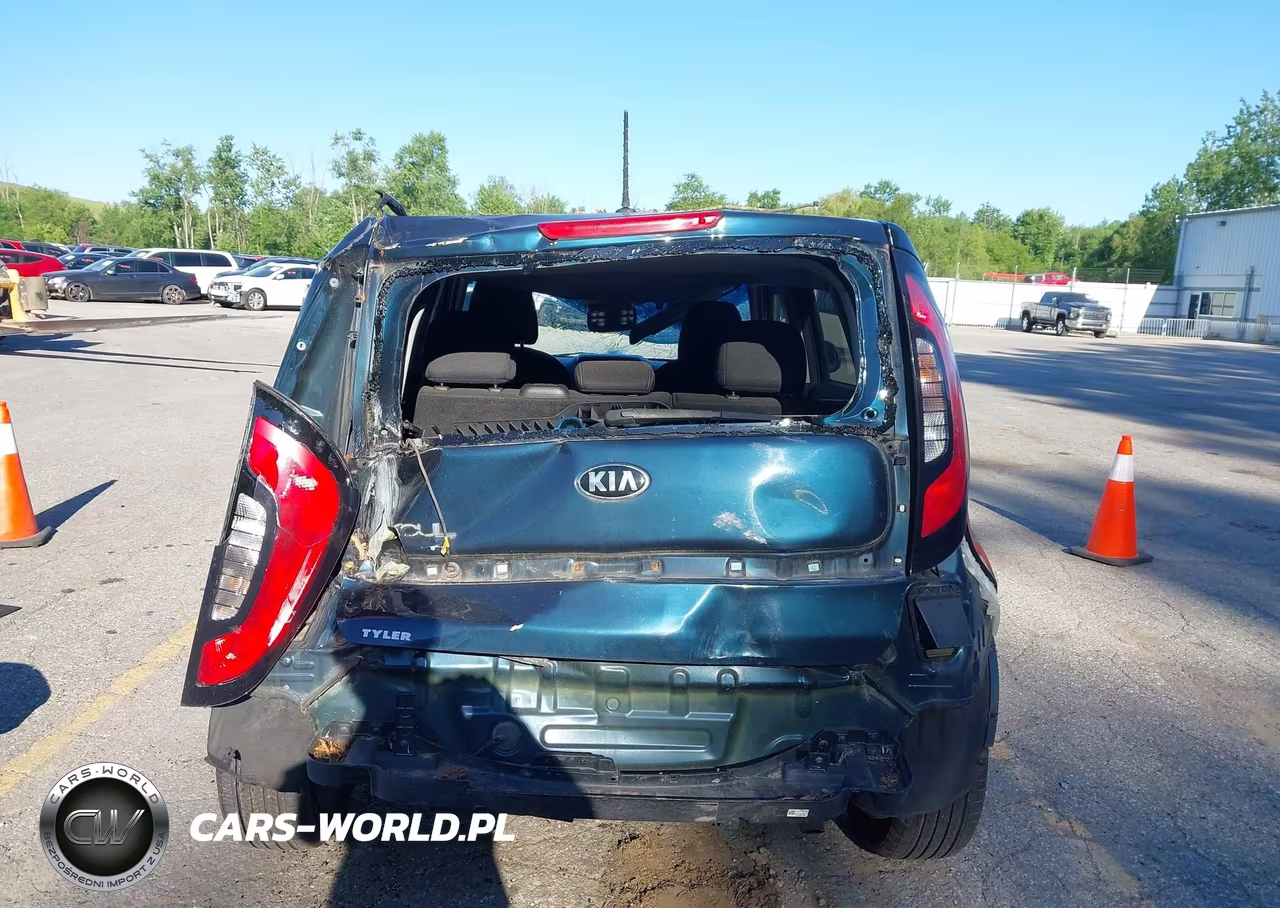 2017 Kia Soul + VIN:KNDJP3A54H7476637 - 16