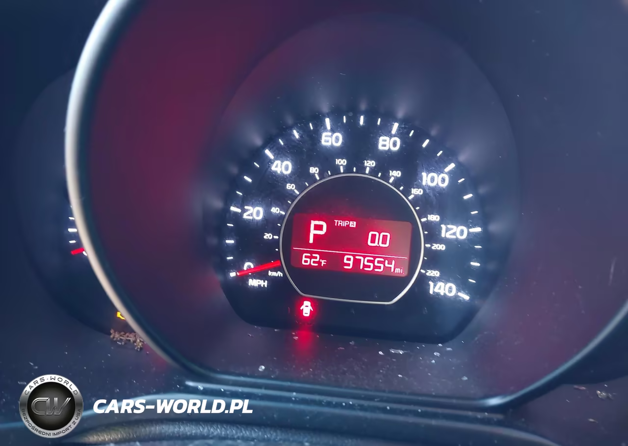 2017 Kia Soul + VIN:KNDJP3A54H7476637 - 7