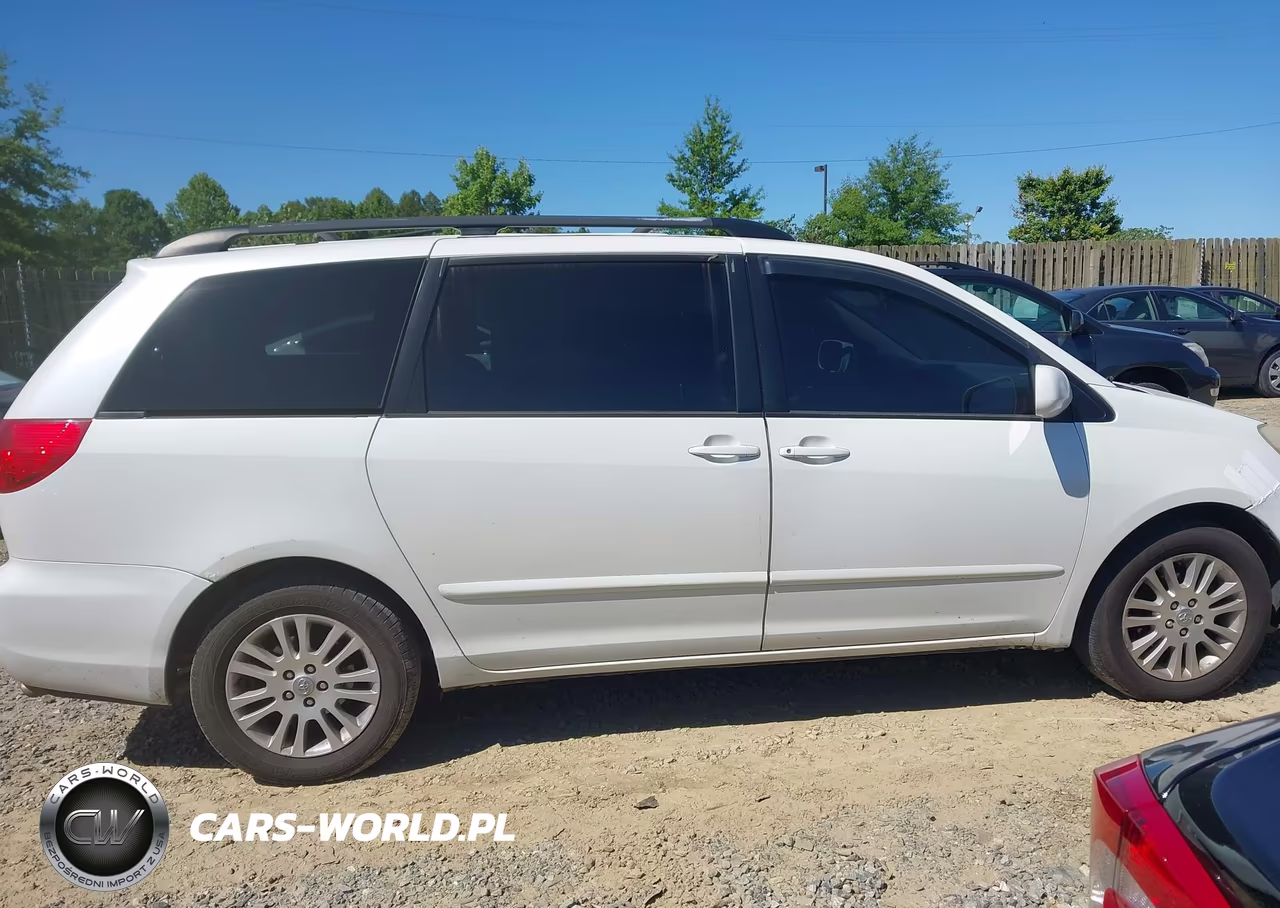 2010 Toyota Sienna Xle VIN:5TDYK4CC4AS289425 - 14