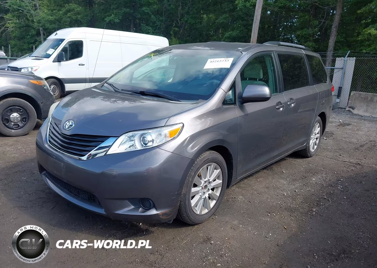 2011 Toyota Sienna Le VIN:5TDJK3DC1BS017412 - 2