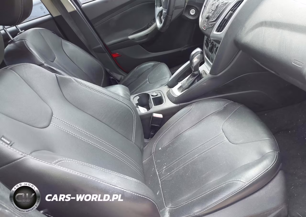 2013 Ford Focus Se VIN:1FADP3F22DL170135 - 5