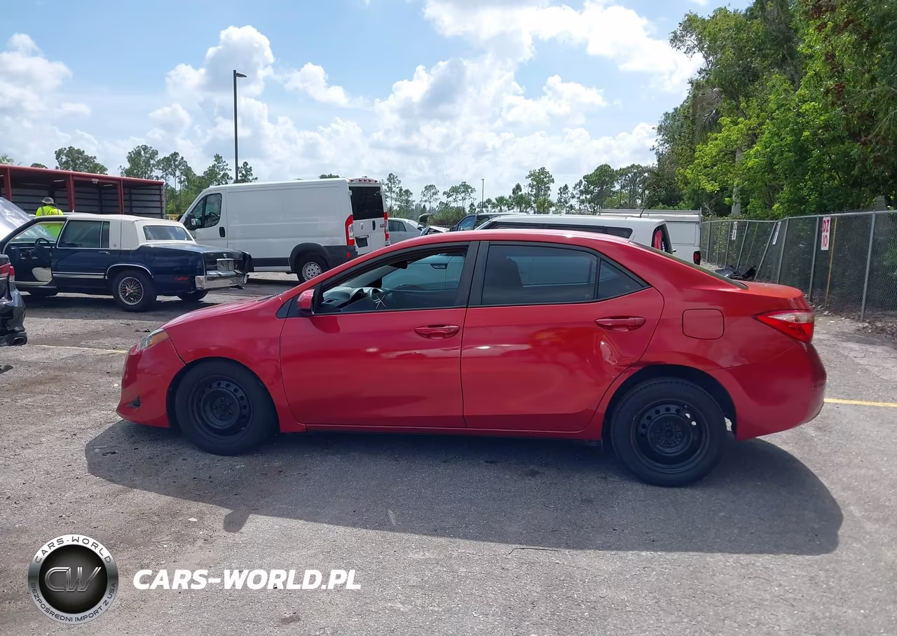 2019 Toyota Corolla Le VIN:5YFBURHE8KP909694 - 14