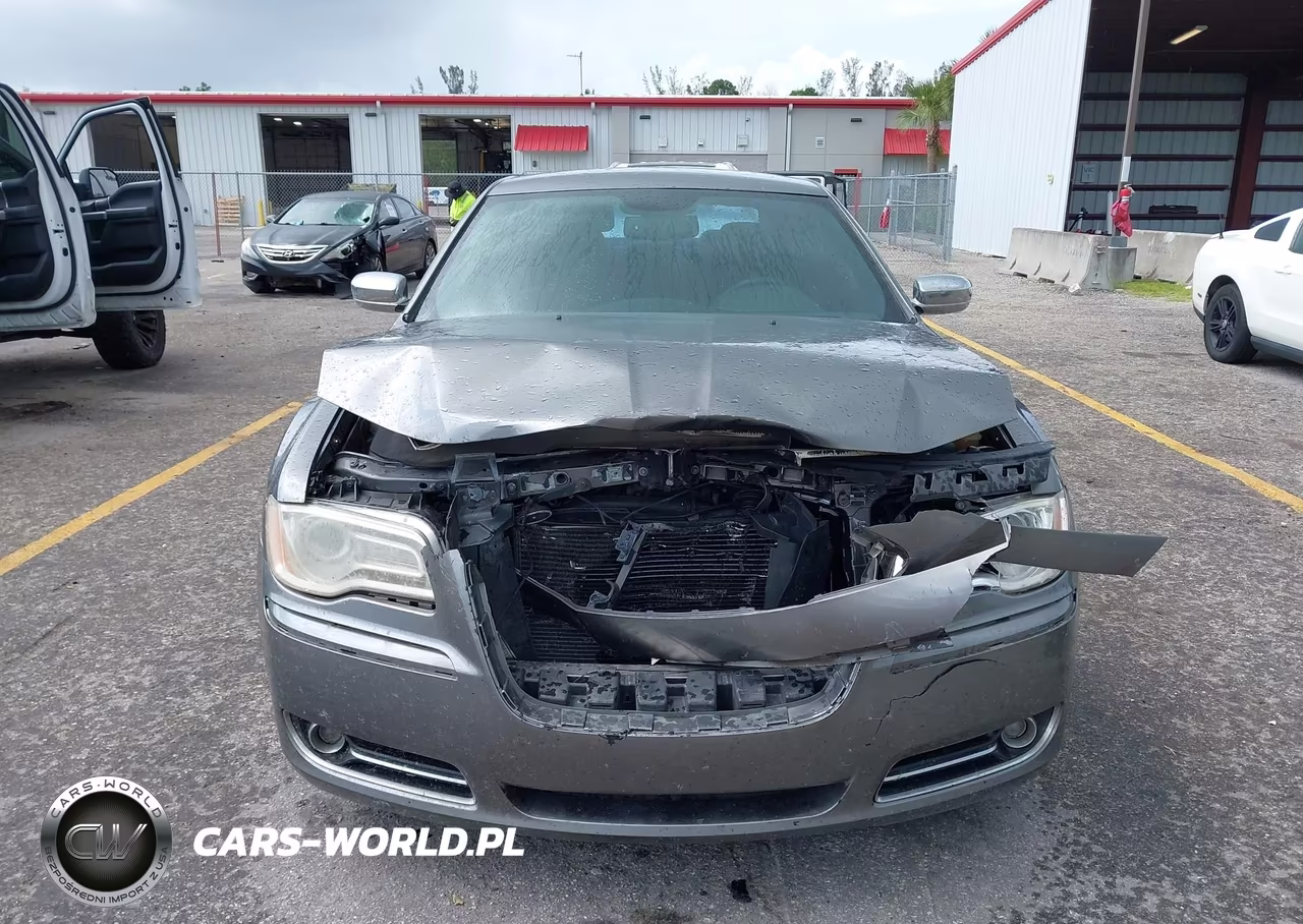 2012 Chrysler 300 Limited VIN:2C3CCACG2CH310867 - 12