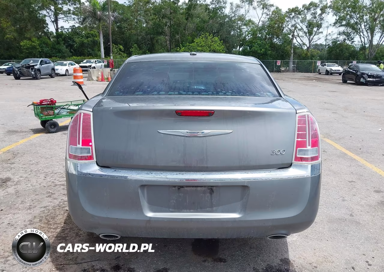 2012 Chrysler 300 Limited VIN:2C3CCACG2CH310867 - 16