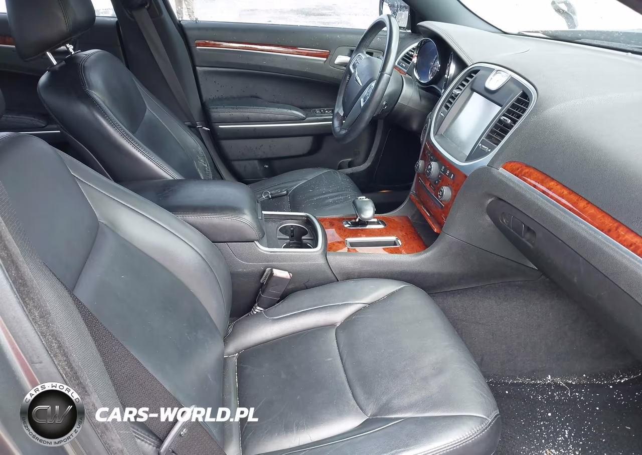 2012 Chrysler 300 Limited VIN:2C3CCACG2CH310867 - 5
