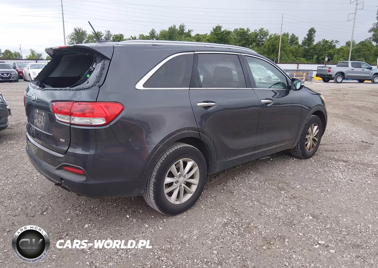 2017 Kia Sorento 2.4L Lx VIN:5XYPG4A30HG215166 - 4