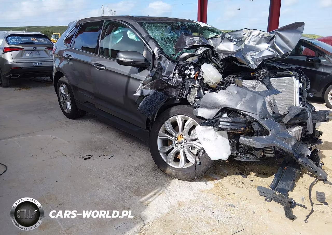 2023 Ford Edge Titanium – zdjęcie 1 z 15