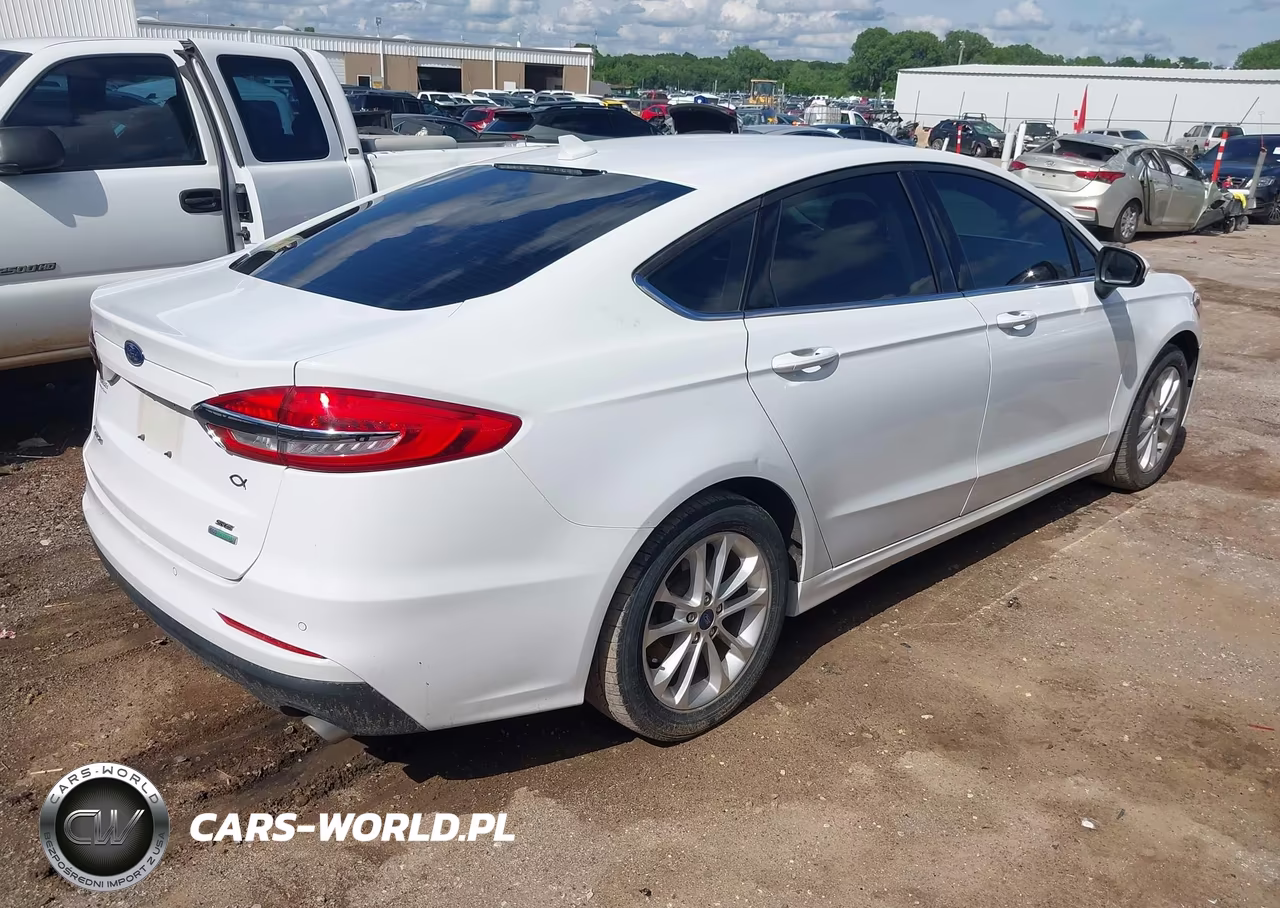 2019 Ford Fusion Se VIN:3FA6P0HD9KR283312 - 4