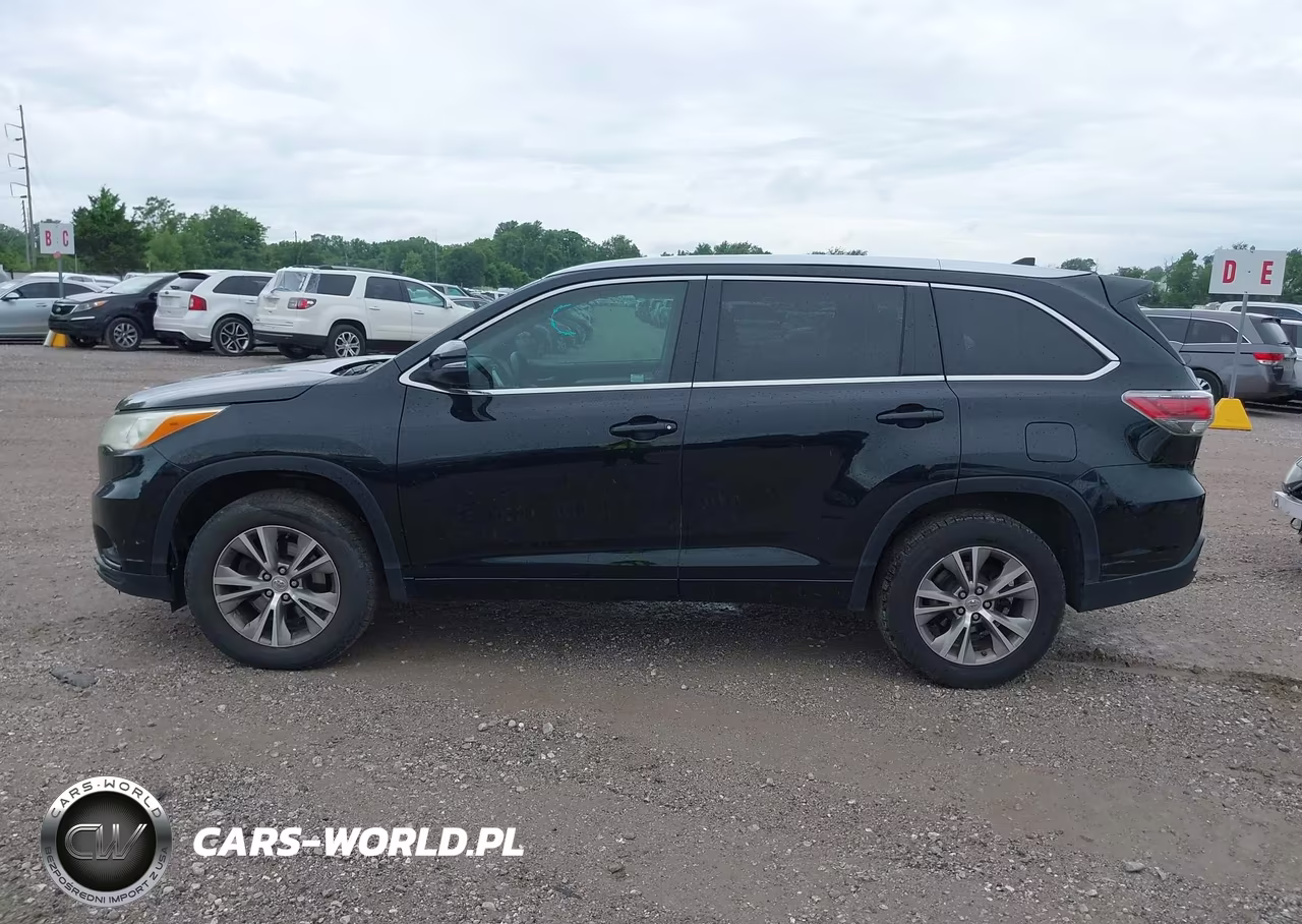 2014 Toyota Highlander Xle V6 VIN:5TDKKRFH6ES016678 - 14
