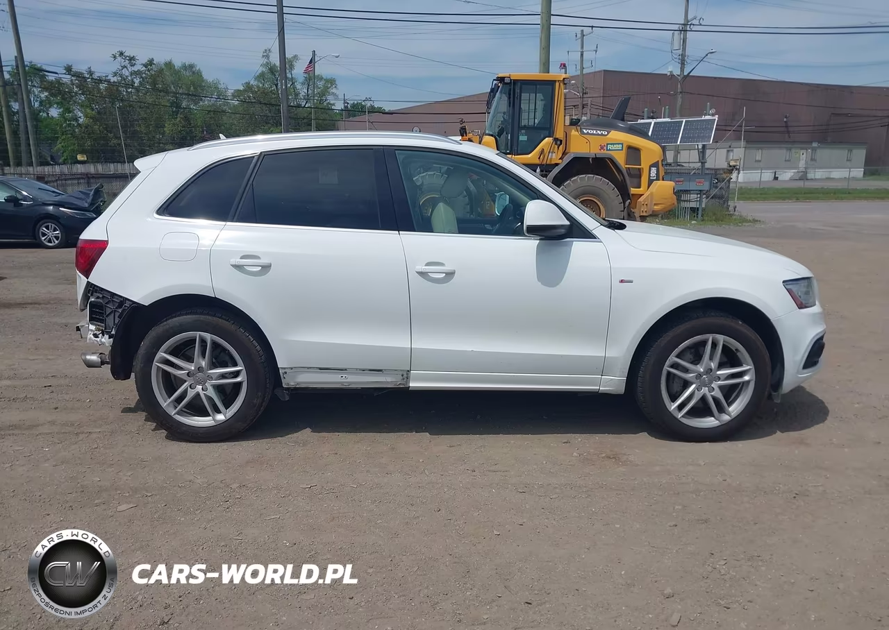 2014 Audi Q5 3.0T Premium Plus VIN:WA1DGAFP2EA126430 - 13