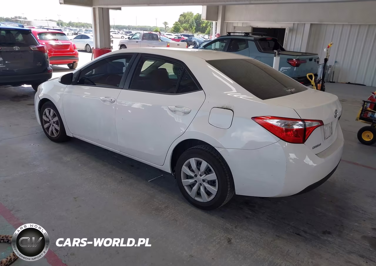 2014 Toyota Corolla Le VIN:5YFBURHE6EP004360 - 3