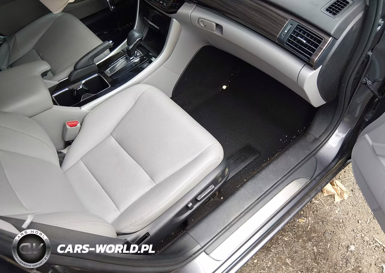2017 Honda Accord Ex-L VIN:1HGCR2F87HA219928 - 5