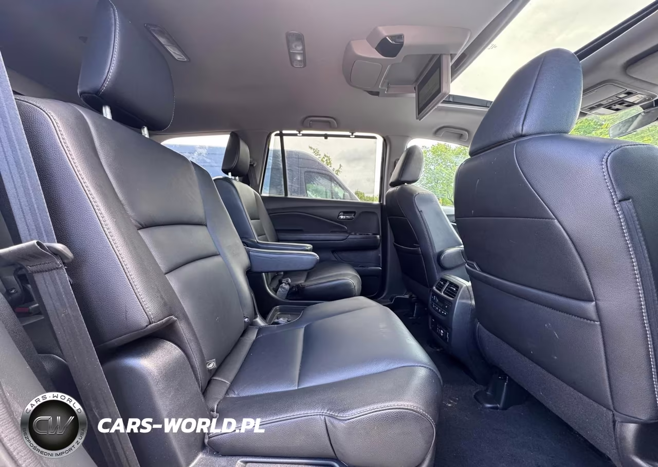 2022 Honda Pilot Touring VIN:5FNYF5H69NB016231 - 8