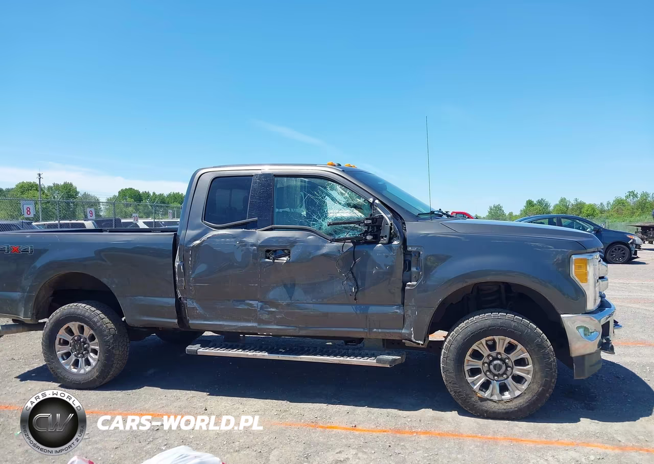 2017 Ford F-250 Xlt VIN:1FT7X2B62HEC27633 - 14