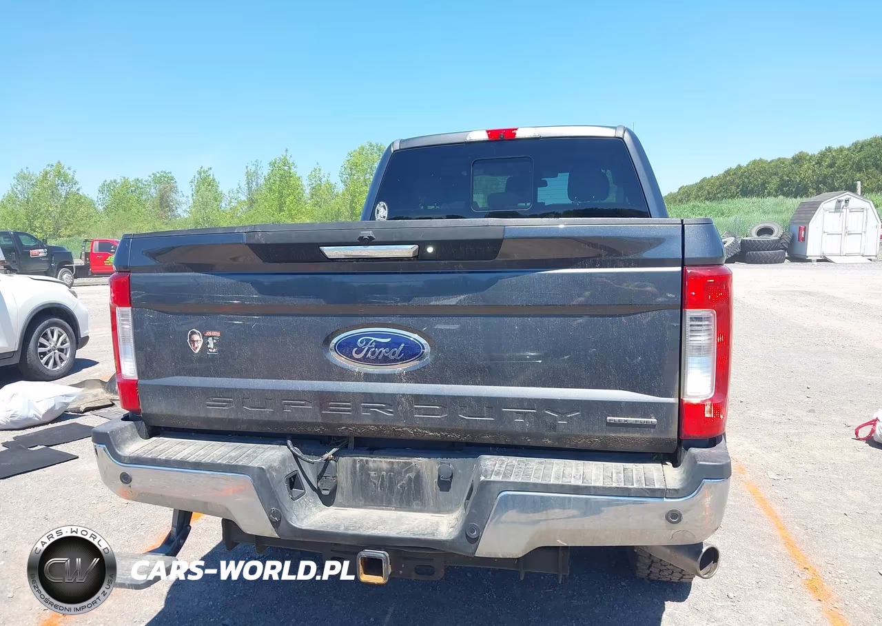 2017 Ford F-250 Xlt VIN:1FT7X2B62HEC27633 - 17