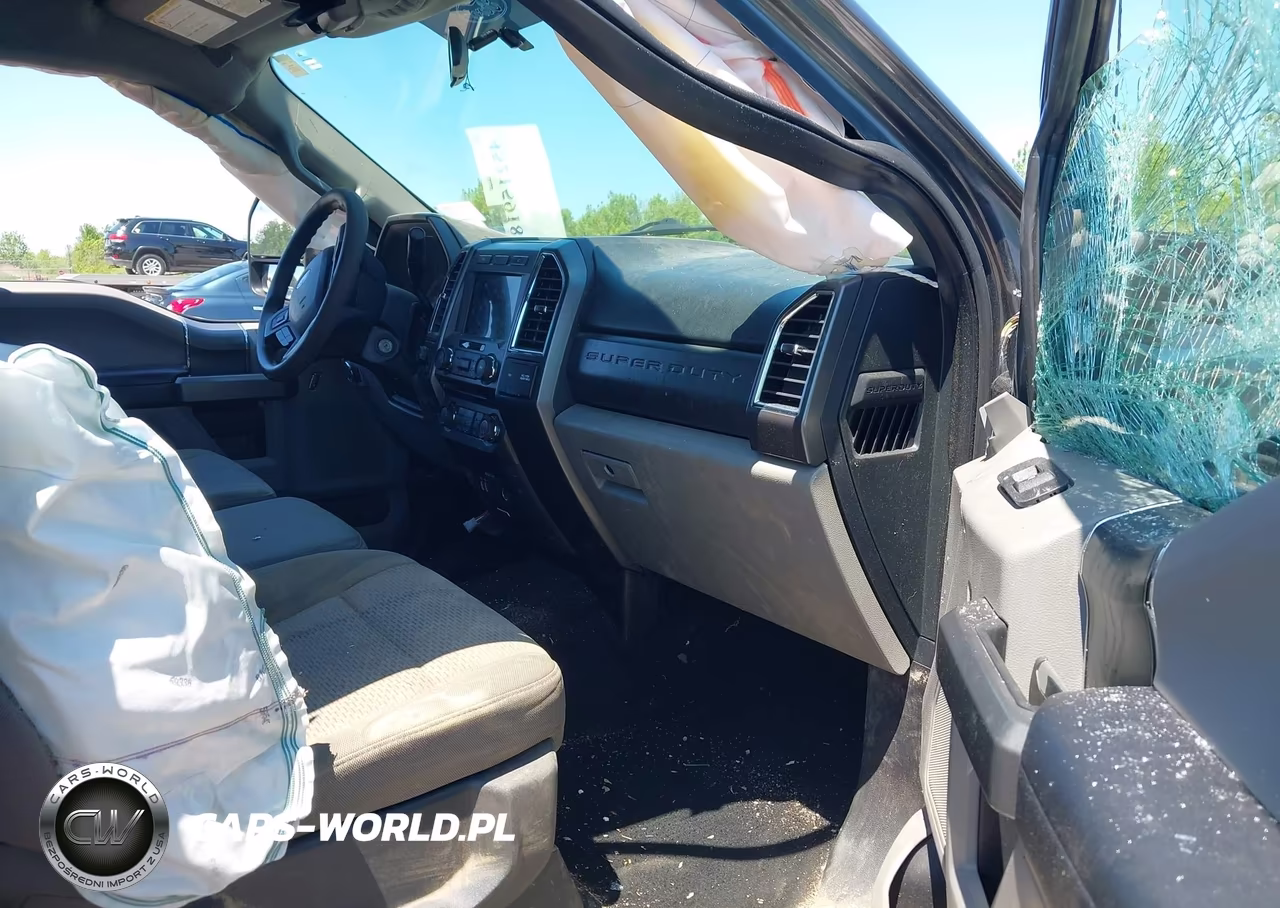 2017 Ford F-250 Xlt VIN:1FT7X2B62HEC27633 - 5