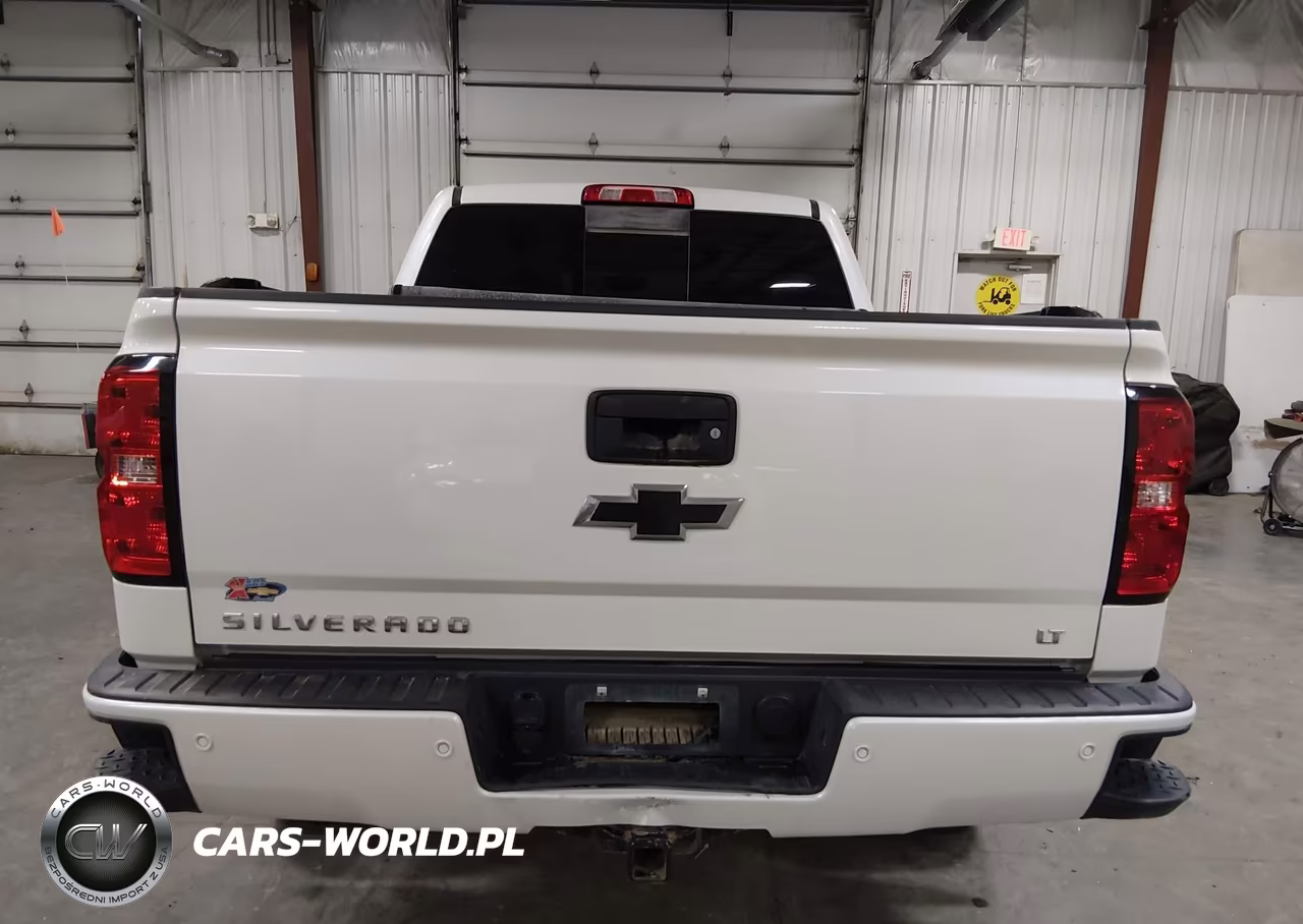 2018 Chevrolet Silverado 1500 2Lt VIN:3GCUKREC1JG536679 - 16