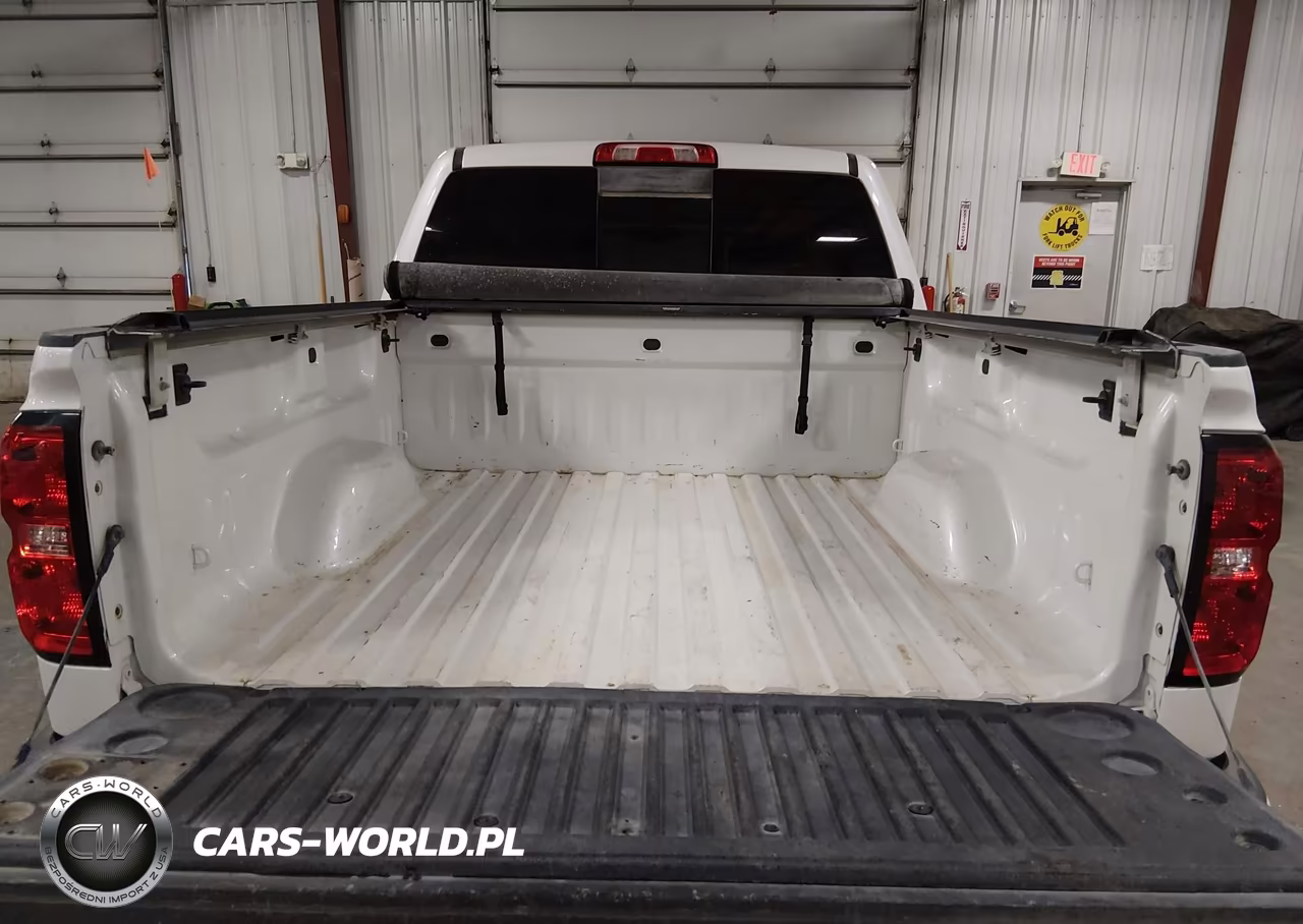 2018 Chevrolet Silverado 1500 2Lt VIN:3GCUKREC1JG536679 - 17
