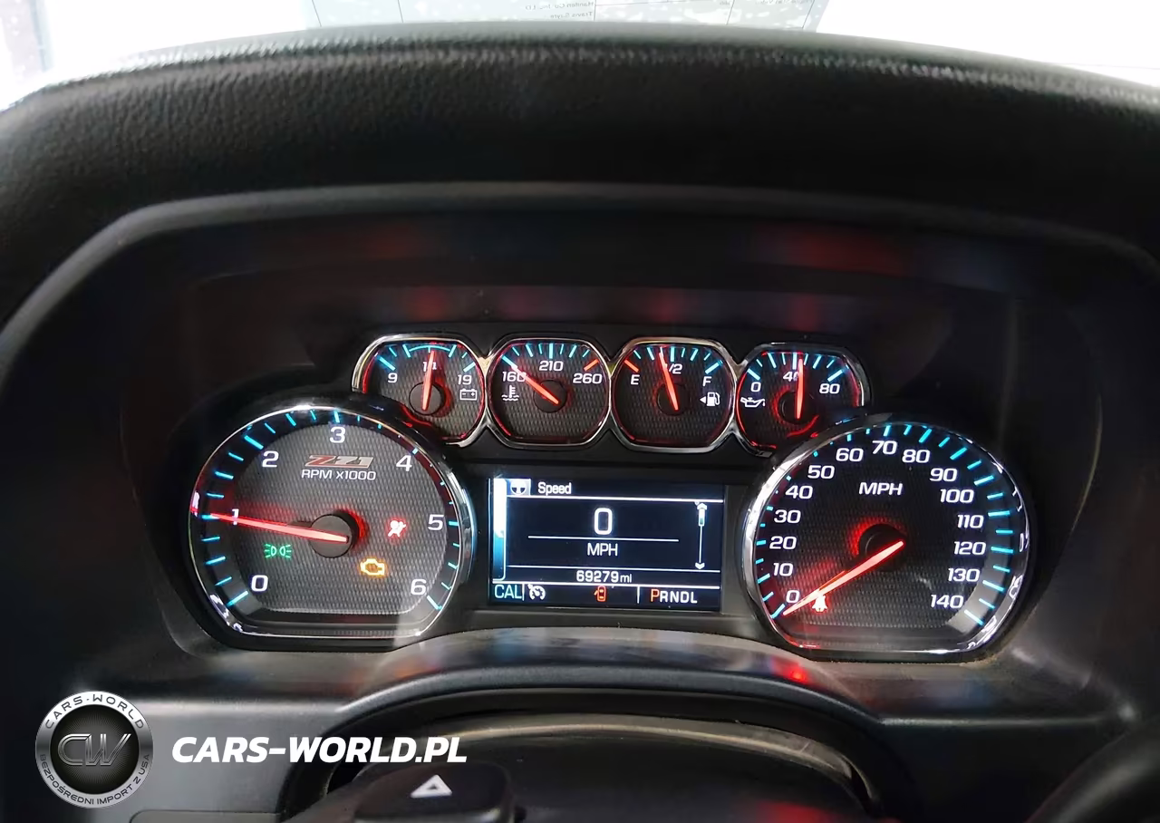 2018 Chevrolet Silverado 1500 2Lt VIN:3GCUKREC1JG536679 - 7