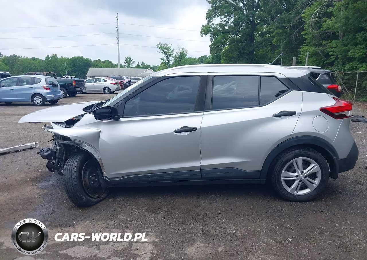 2019 Nissan Kicks S VIN:3N1CP5CU6KL565091 - 15