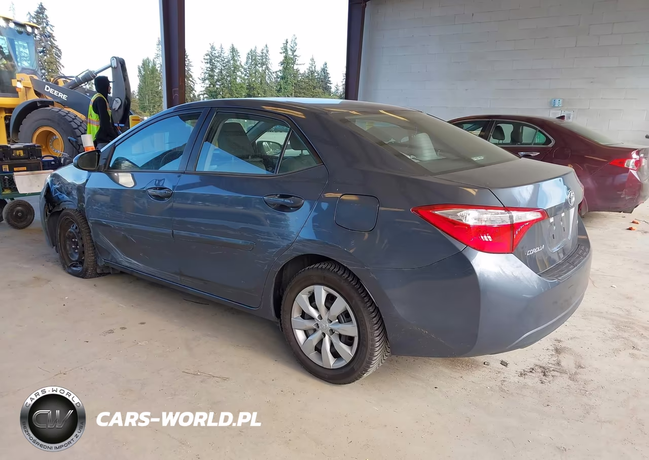 2016 Toyota Corolla Le VIN:5YFBURHE3GP383143 - 3
